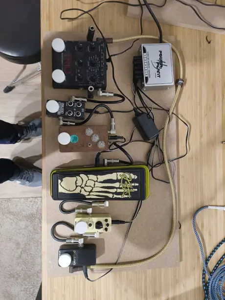 Pédalier sur-mesure pour musicien