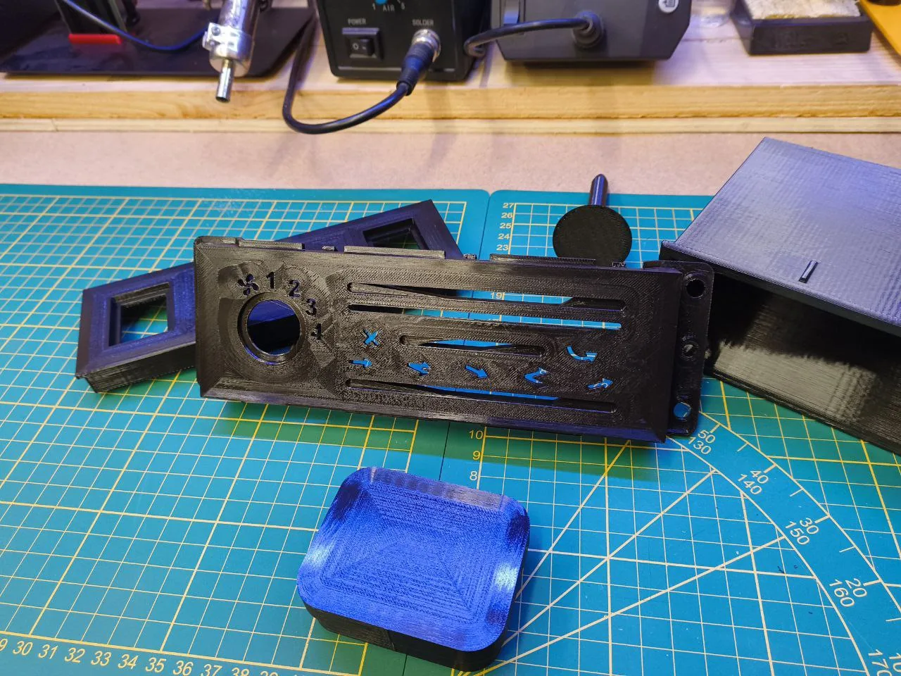 Comparing finishes and choosing a textured plate