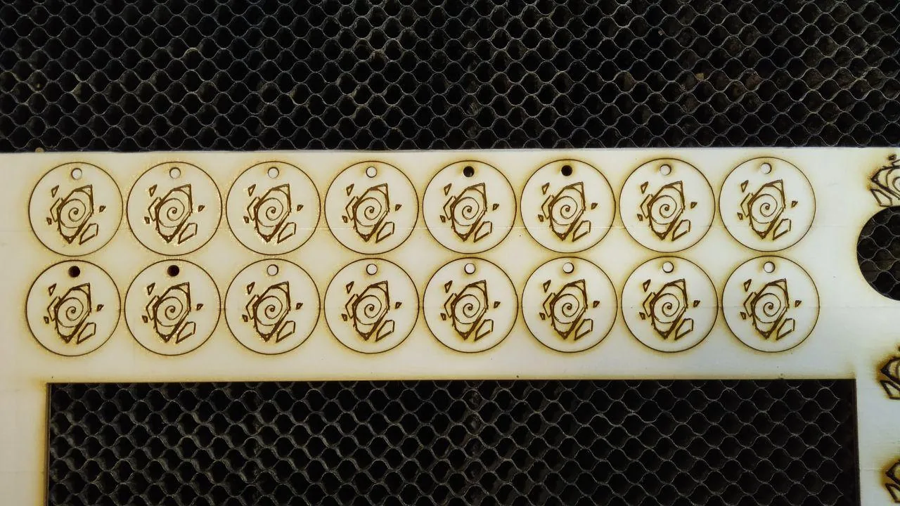 Laser-engraved frames for a watercolour exhibition — photo 4