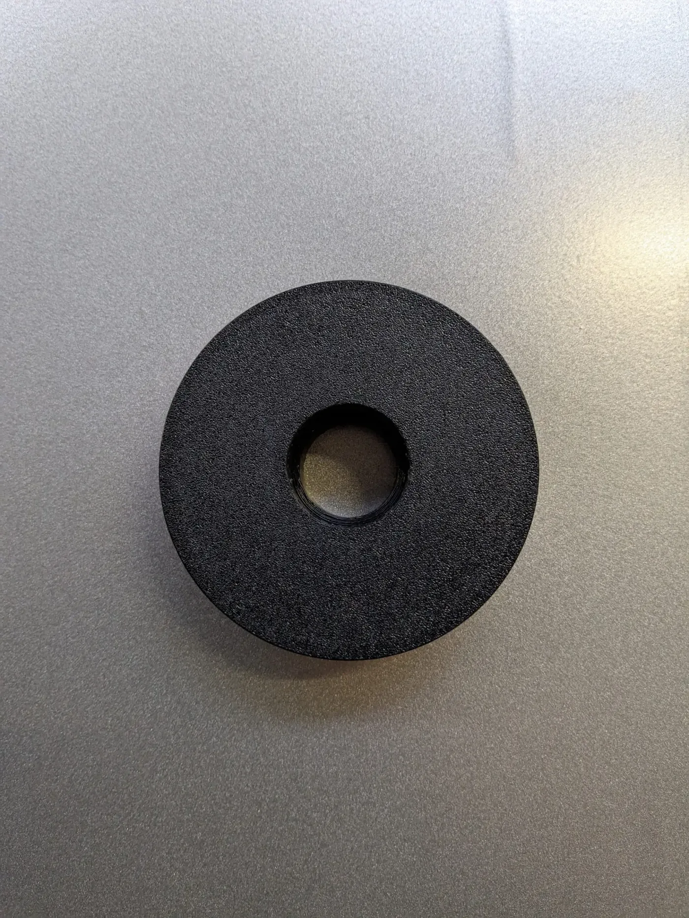 Net holder for a log palletiser — photo 2
